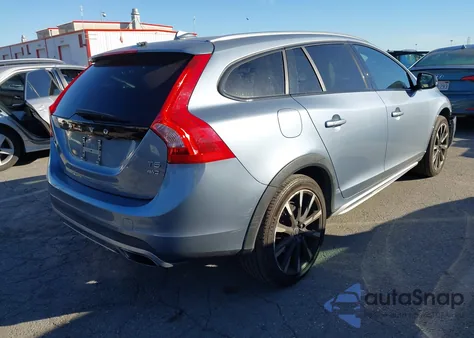 2017 Volvo V60 Cross Country T5 from USA, damaged, VIN YV440MWK1H1037899